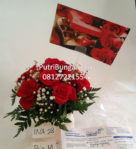 Bunga vas mawar merah 087878740559 | Bunga Valentine