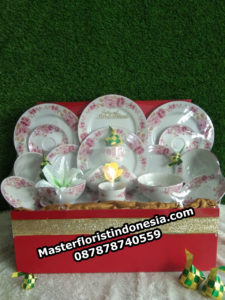 Parcel Lebaran Dinner Set Ellegan Kode : KS 03